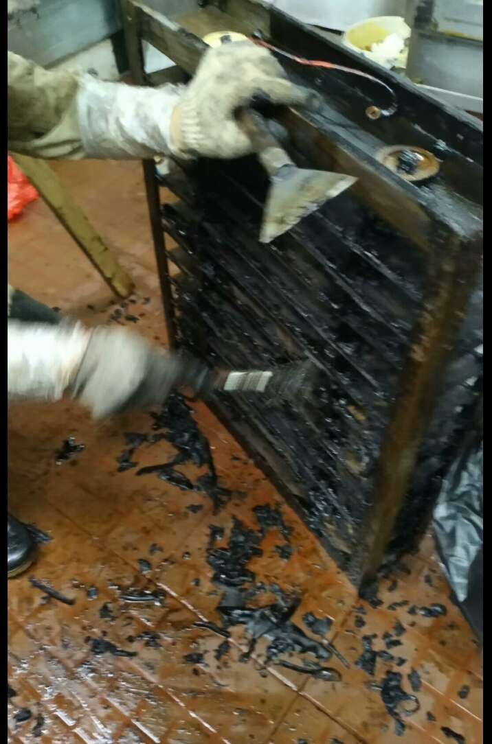 油烟风机铲油